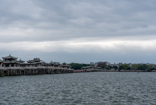 Premium Waterfront Pavilion Offering Grand Comfort